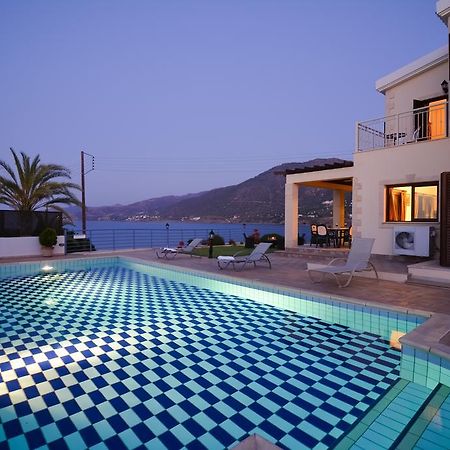 Kalli Villa โพมอส ห้อง รูปภาพ