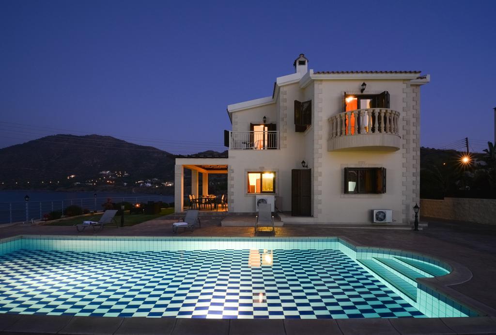 Kalli Villa โพมอส ห้อง รูปภาพ